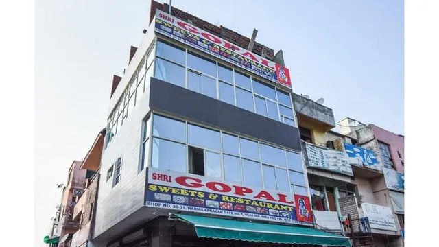 SPOT ON Hotel Hi Tech