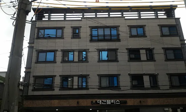 종국이두마리치킨 대명2호점