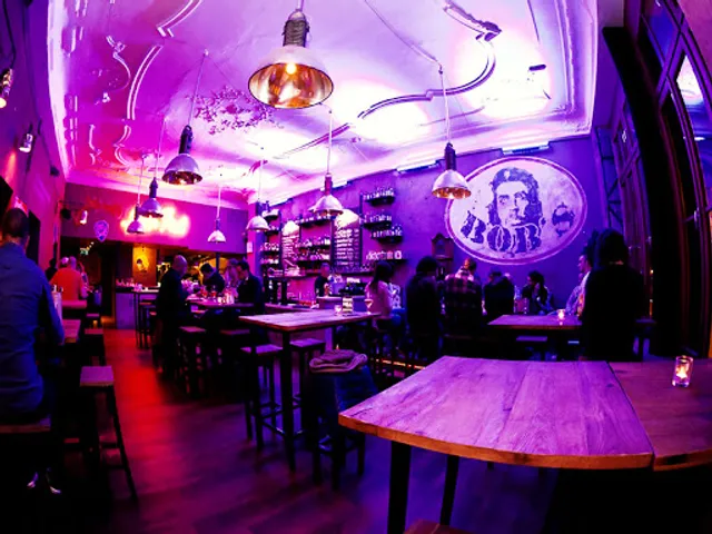 BOB'S Punkrock Pizzeria & Beer Bar Maxstraße