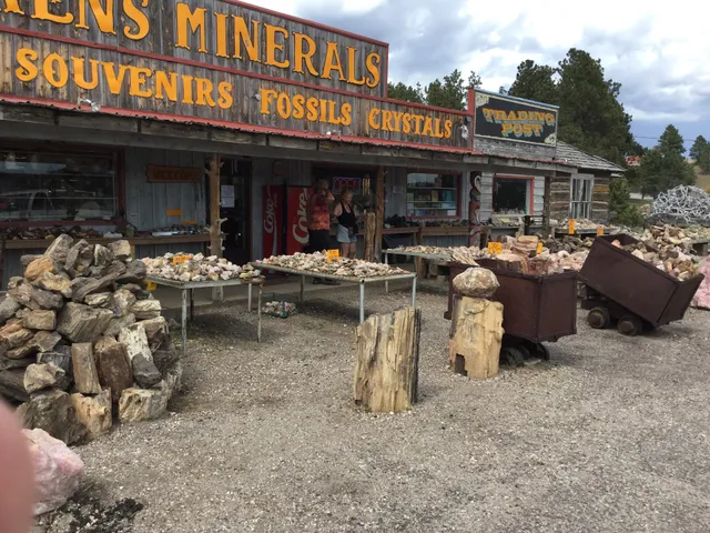 Ken's Minerals & Trading Post
