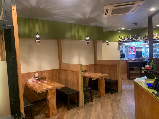 アース 札幌市西岡店