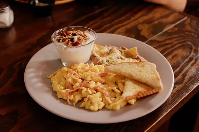 Maple Breakfast House - Alamedas