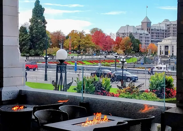 Royal Victoria Suites