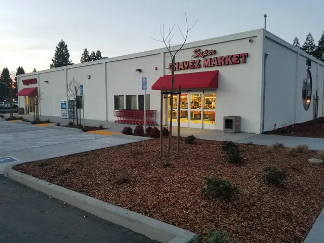 Super Chavez Market