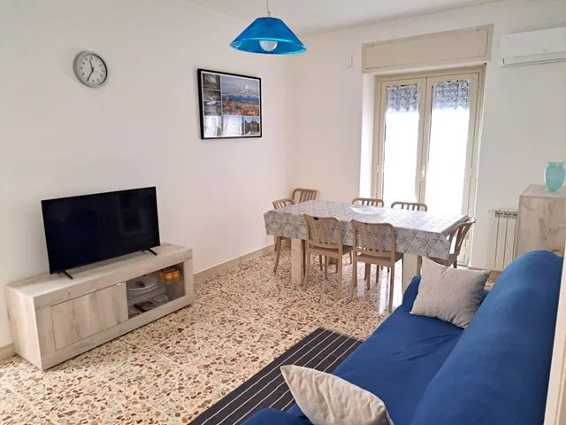 "da Alfio e Pina" Large 3 Bedrooms Apartment - Stays in Catania