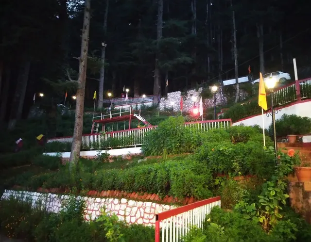 OYO 13272 Hotel Country Resort