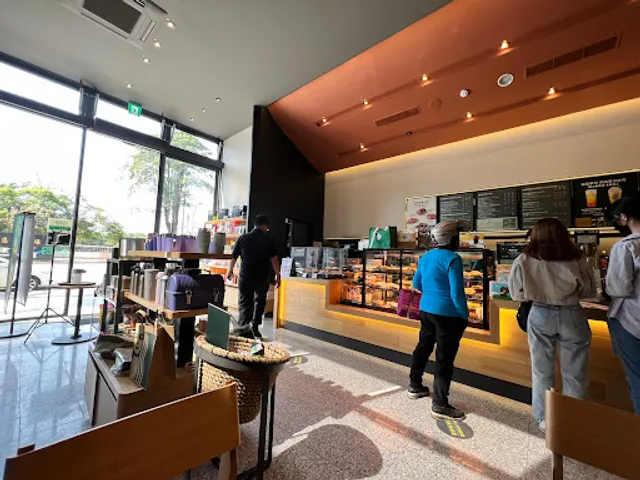 STARBUCKS Taiping Zhongxing Shop