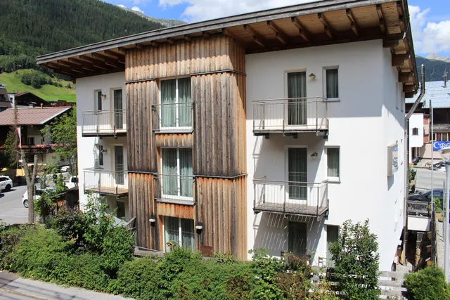 Zwei Jahreszeiten Hotel Garni