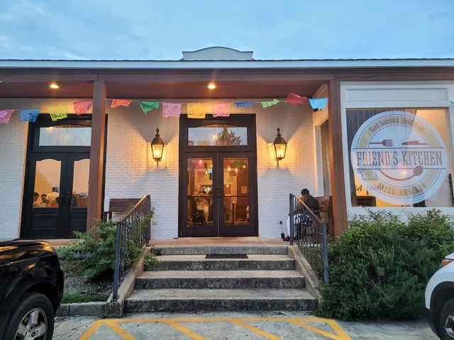 Friend’s Kitchen Brookhaven