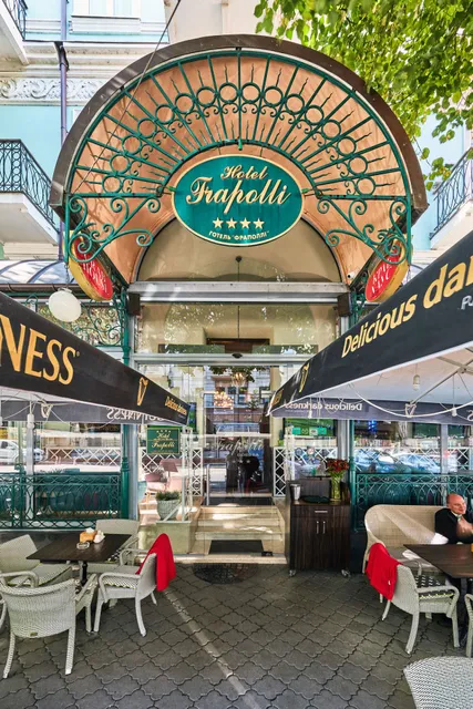 Frapolli Hotel Restaurant