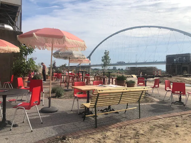 REX All day bar & Restaurant