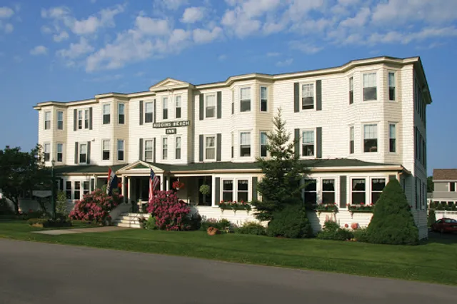 Higgins Beach Inn