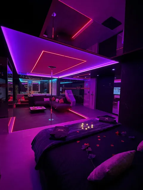 Les Secrets Rooms love Room Perpignan