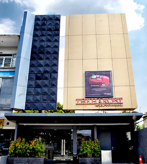 The Harvest Cakes - Veteran