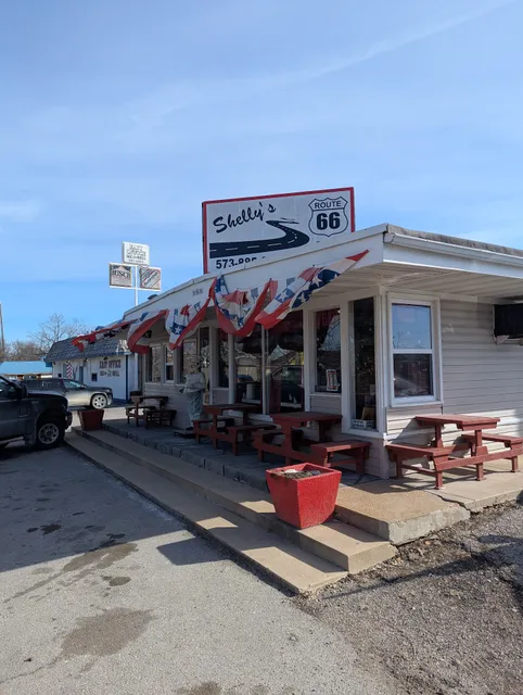 Shelly's Route 66 Cafe