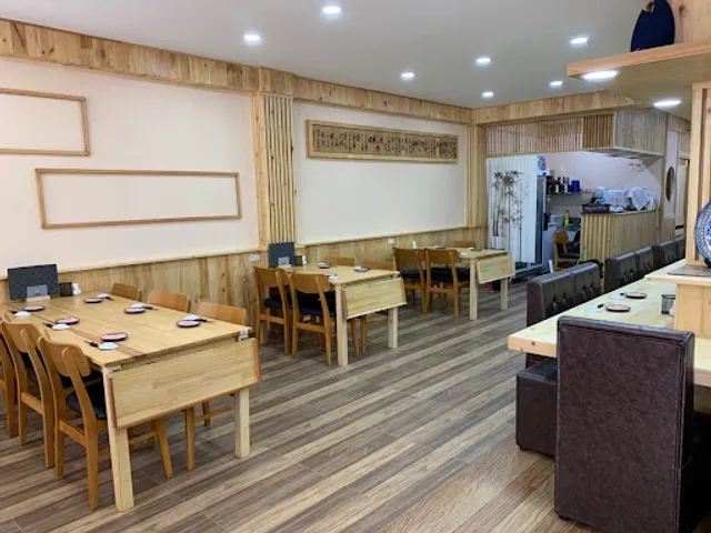 喜多郎寿し シラチャ店kitaro sushi sriracha