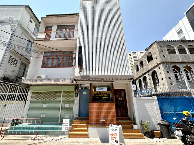 Na Ekkamai Residence (ณ เอกมัย เรสซิเด้นท์)