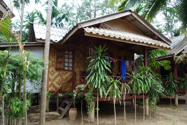 Hutyee Boat Bungalow