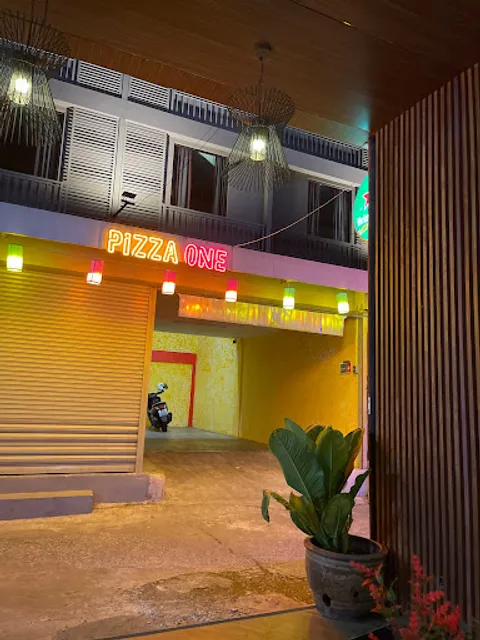 Pizza Delivery - Pizza One Bangkok