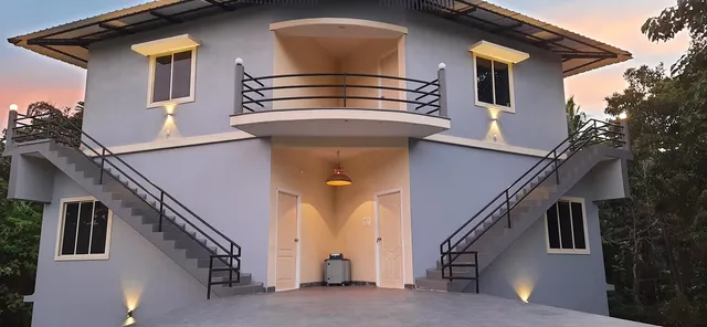 Pintos Farm Stay Resort