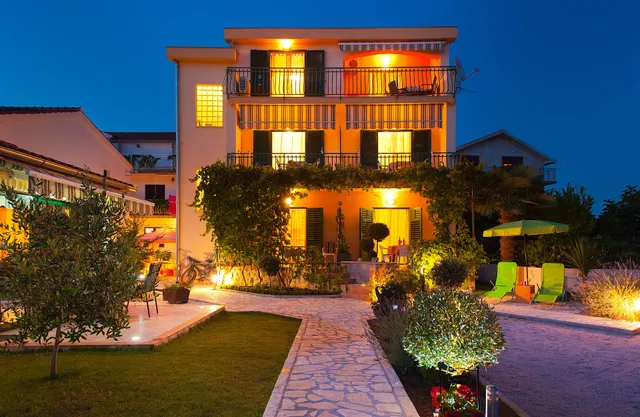 Apartmani Sara Srima Vodice