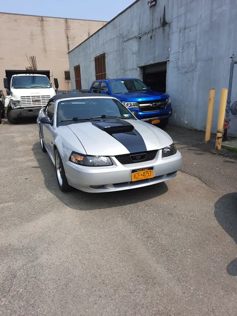 Pete's Towing & Autobody