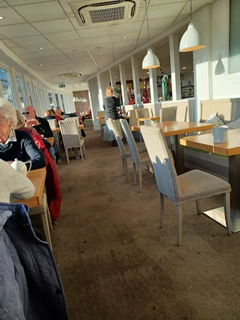 Zest Restaurant at Hoopers Torquay