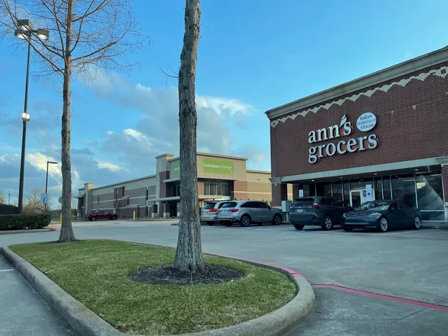 Anns Grocers
