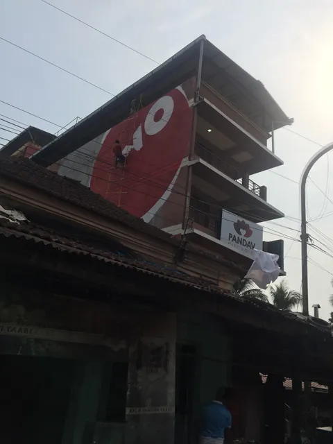 OYO 18647 Pandav City Hotel