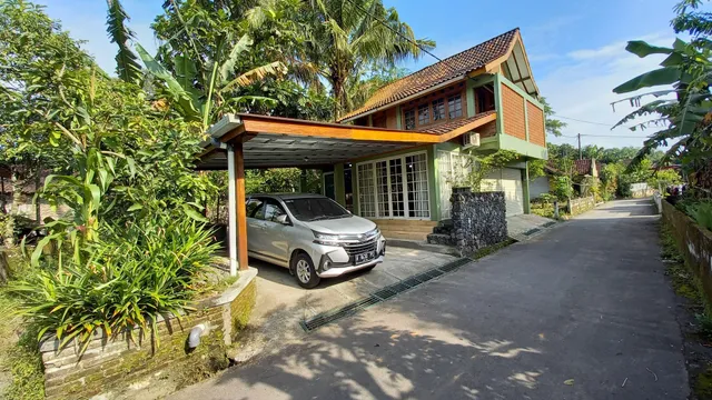 Safeer Homestay Omah kemiri 4 Homestay