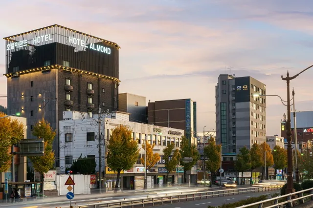 Almond Hotel Gupo Station, Busan