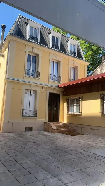 Votre Maison Lointaine