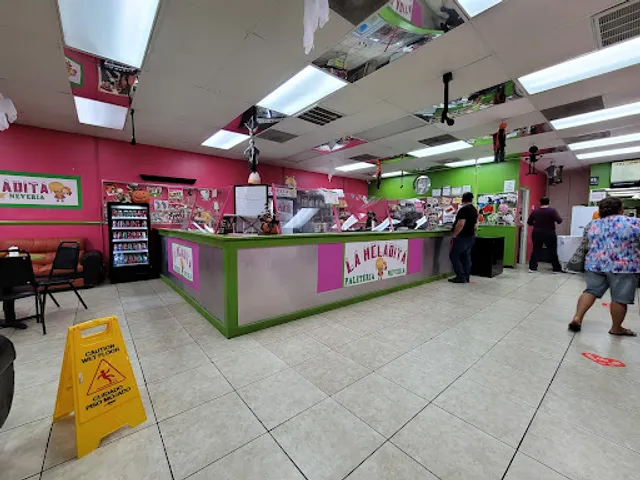 PALETERIA Y NEVERIA LA HELADITA
