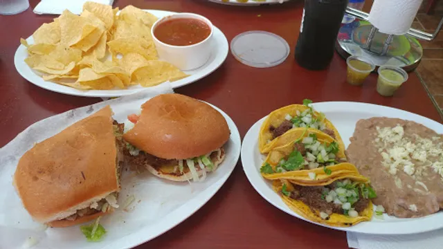 Rey de Oros Taqueria