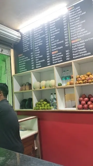 Fresh Fruit Juice Shop