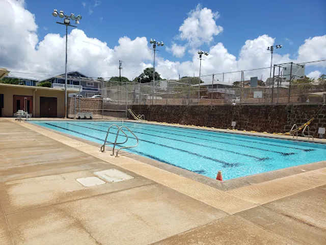 Kapāolono Swimming Pool
