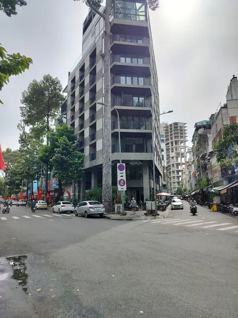 Grandma Lu's Saigon Signature Hotel Nguyen Thai Binh Street