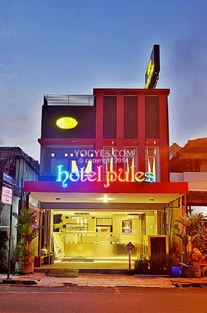 Pules Hotel