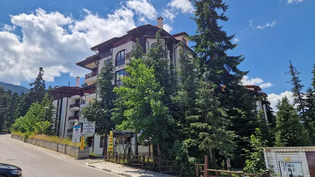 Studio Borovets in Hotel Flora
