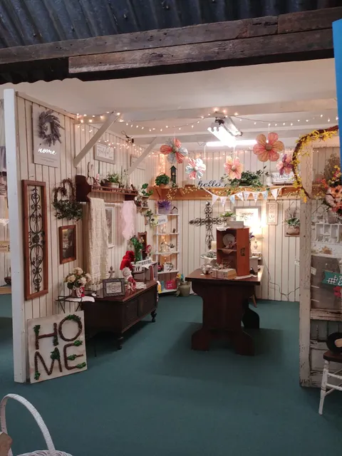 Sweet Pea's Antiques & More