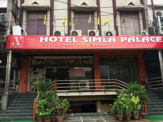 Hotel Simla Palace in Lucknow