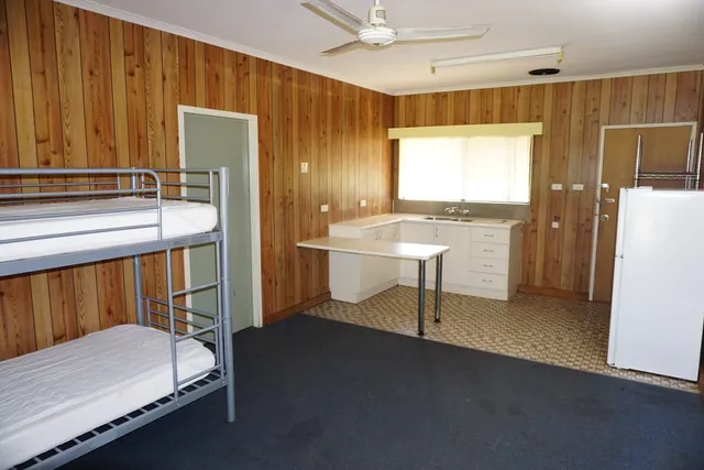 Tolga Backpackers Site 2