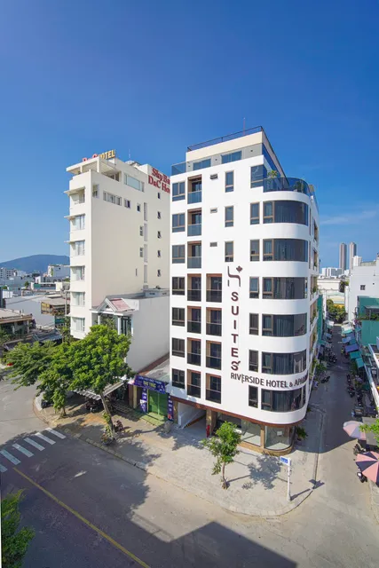 HSuites Riverside Hotel and Apartment