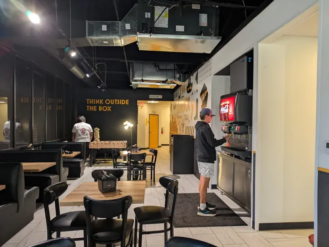 Roni's Mac Bar - Lubbock