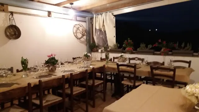 Trattoria-Pizzeria ''AL BORGO''