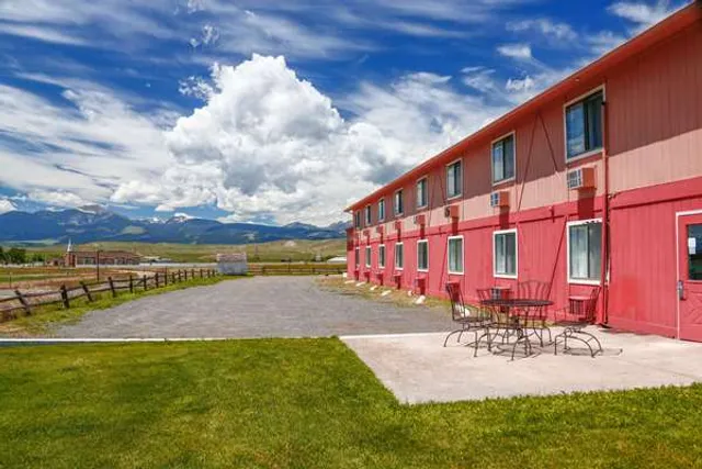 Travel Inn Deer Lodge Montana