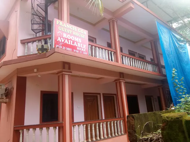 OYO 15390 Francis Goa Guest House