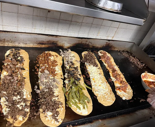 Chelitos Mexican Restaurant Inc