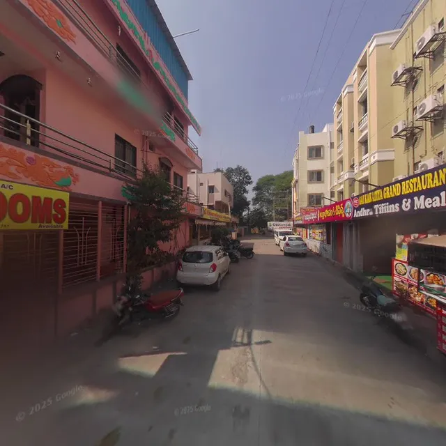 hotel Sai Punnami residency