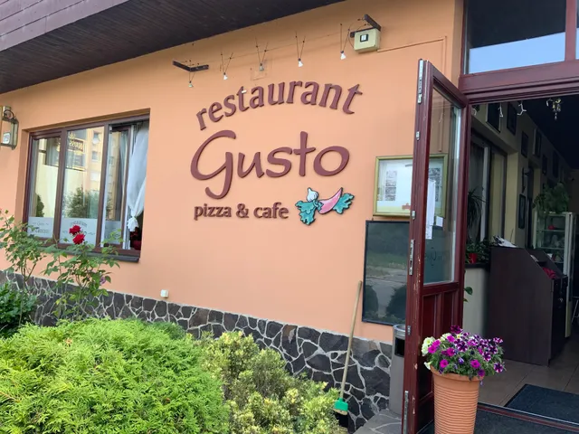 Restaurant Gusto, Pizza & Cafe